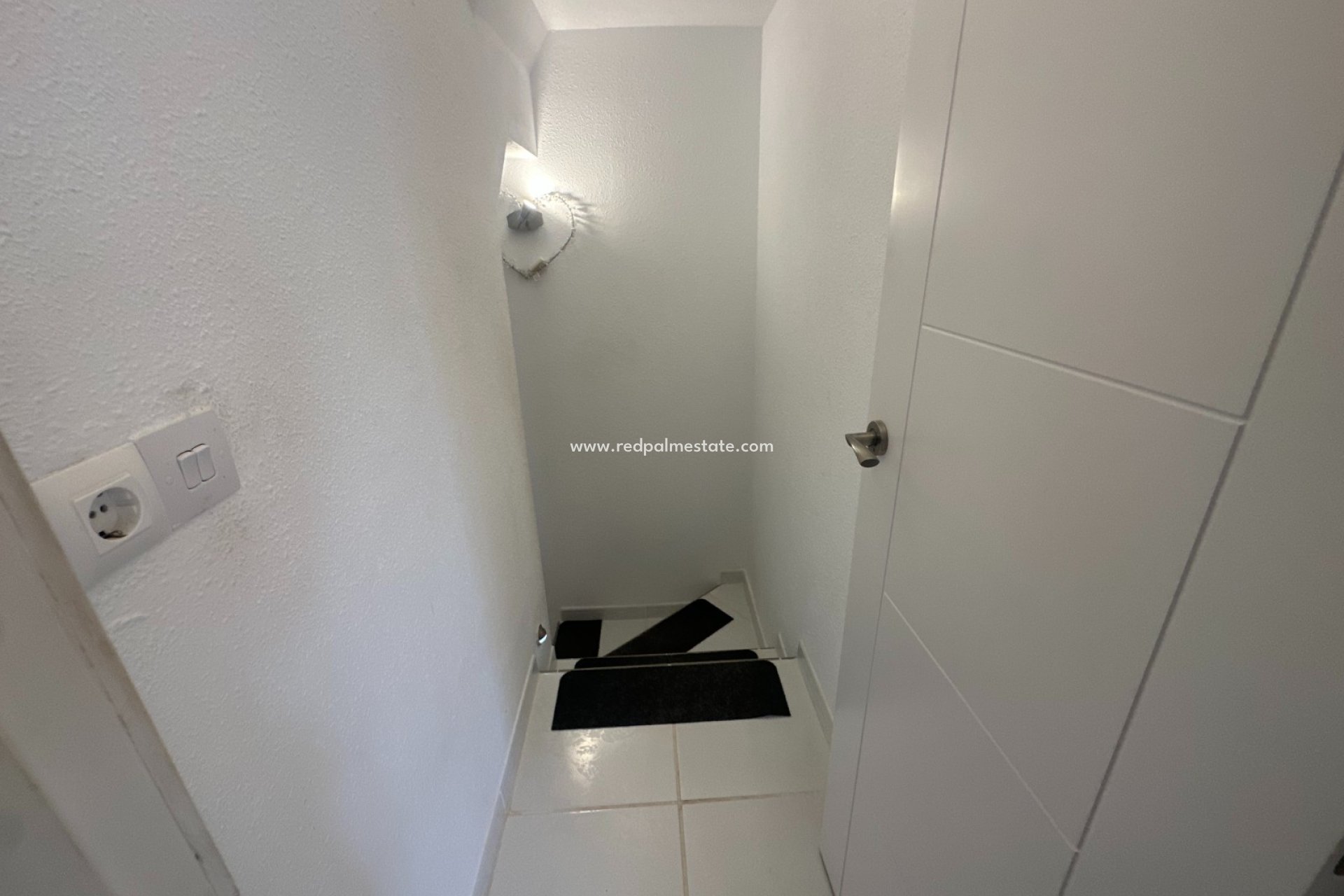 Resale - Town House -
Orihuela Costa - Inland