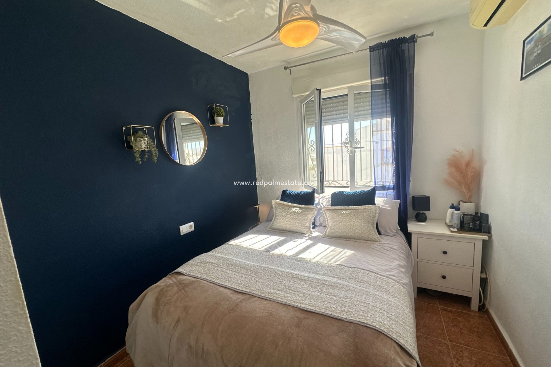 Resale - Town House -
Orihuela Costa - Inland