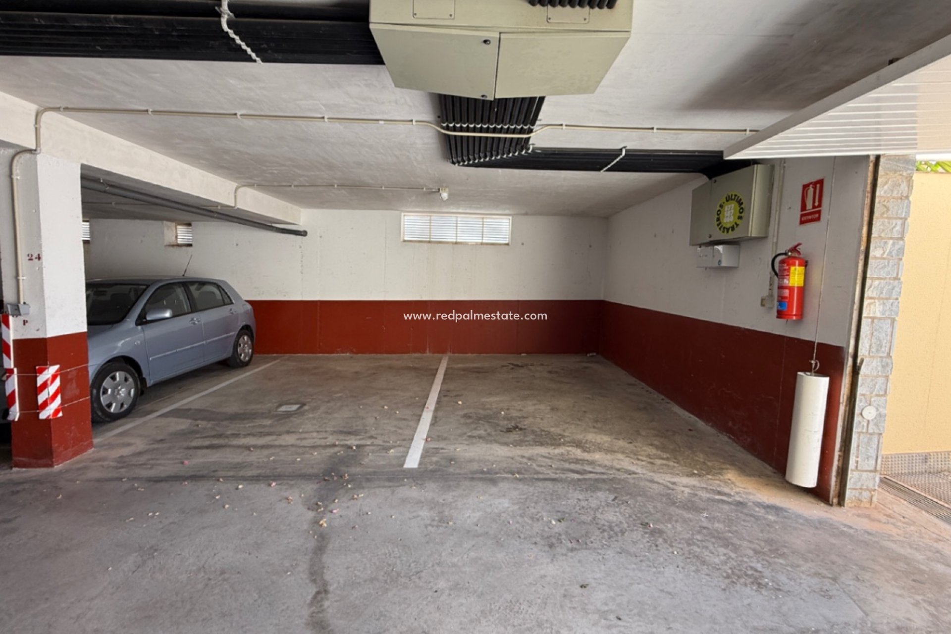 Resale - Town House -
Orihuela Costa - Inland