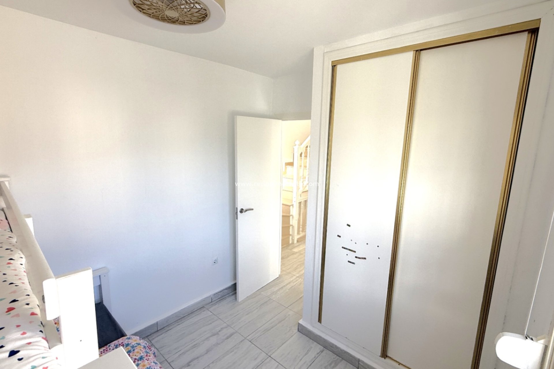 Resale - Town House -
Orihuela Costa - Inland