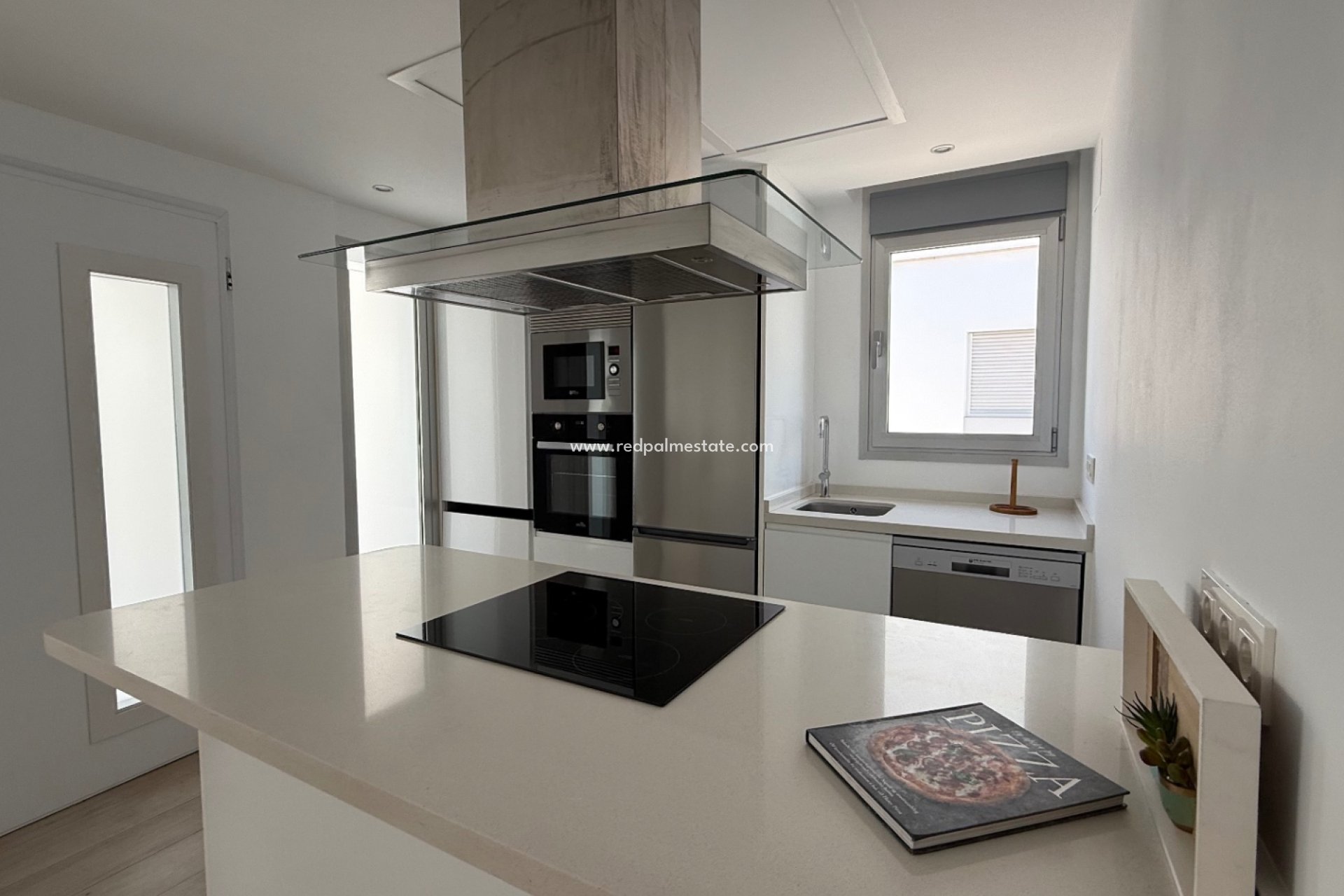 Resale - Town House -
Orihuela Costa - Inland