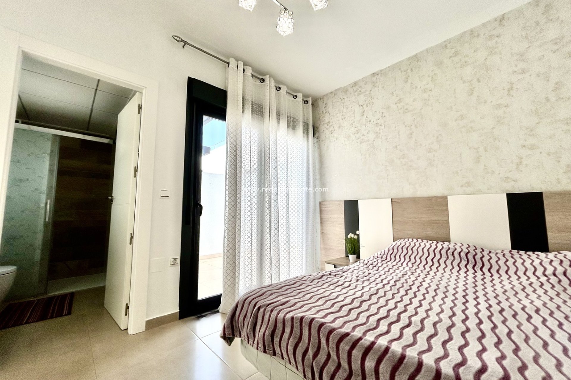 Resale - Town House -
Orihuela Costa - Inland