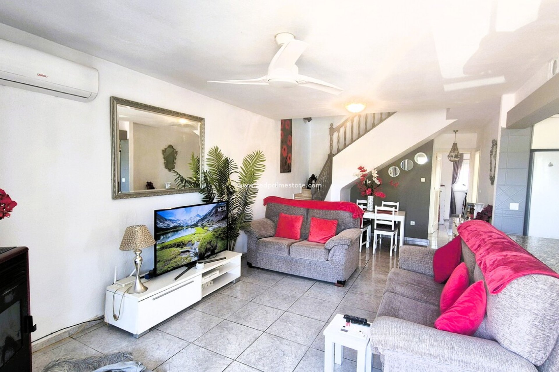 Resale - Town House -
Orihuela Costa - Inland