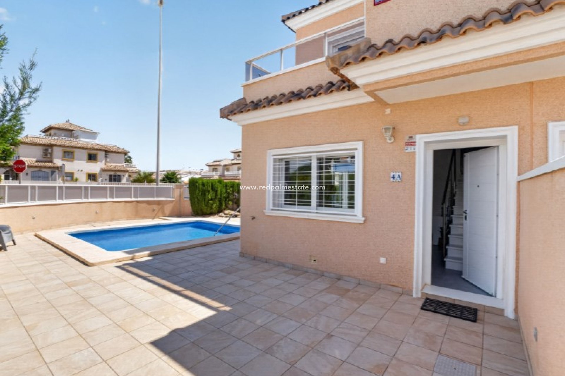 Resale - Town House -
Orihuela Costa - Inland