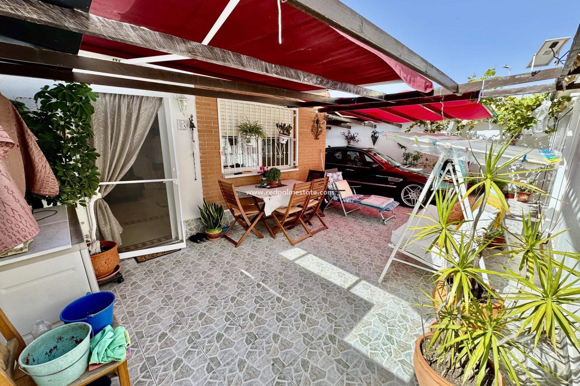 Resale - Town House -
Orihuela Costa - La Florida