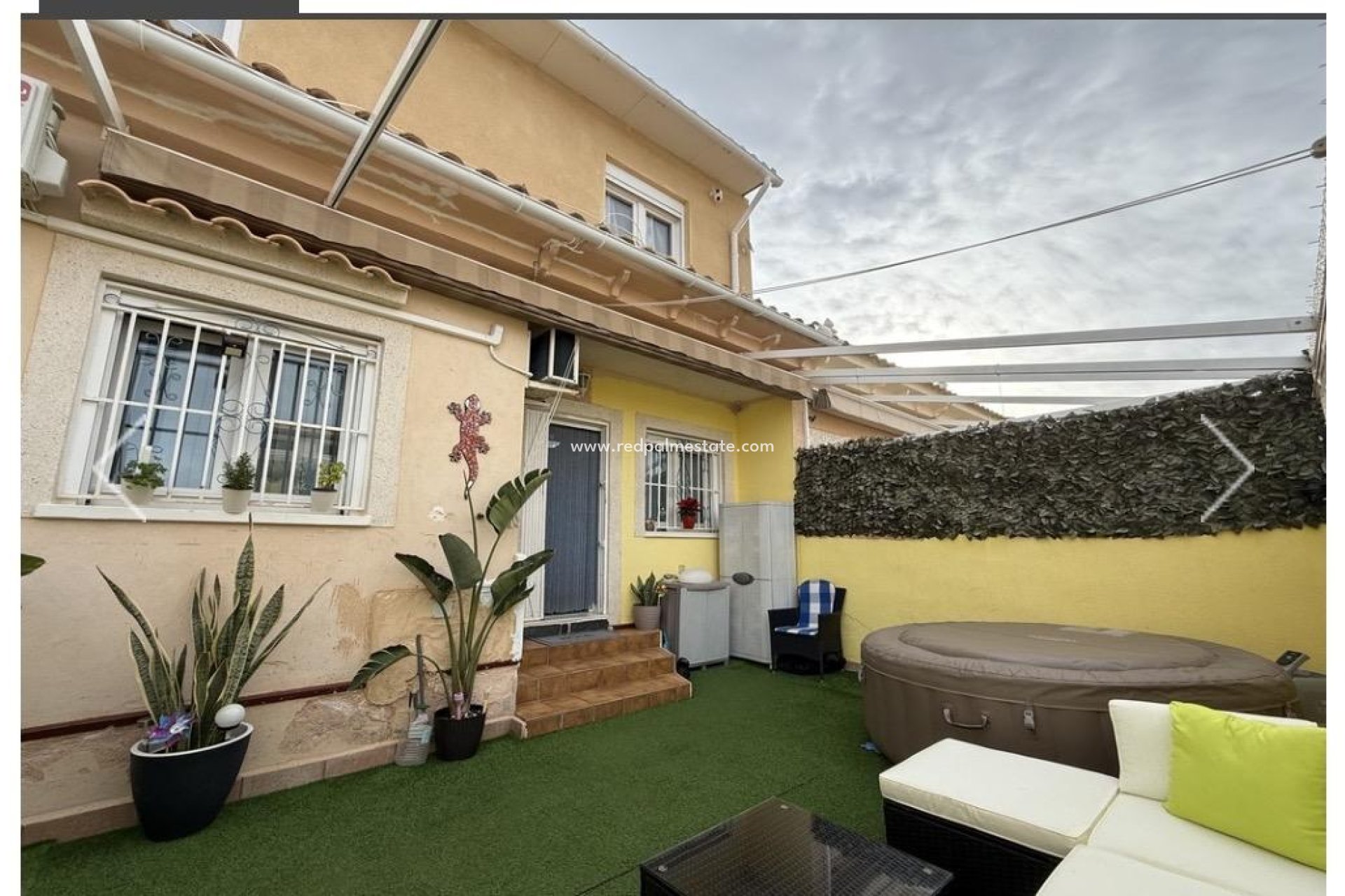 Resale - Town House -
Orihuela Costa - La Florida