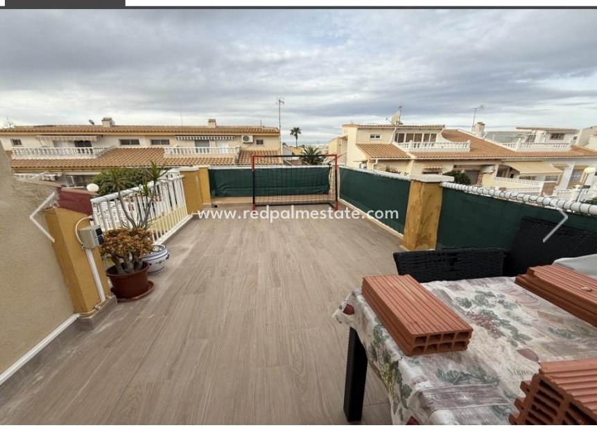 Resale - Town House -
Orihuela Costa - La Florida