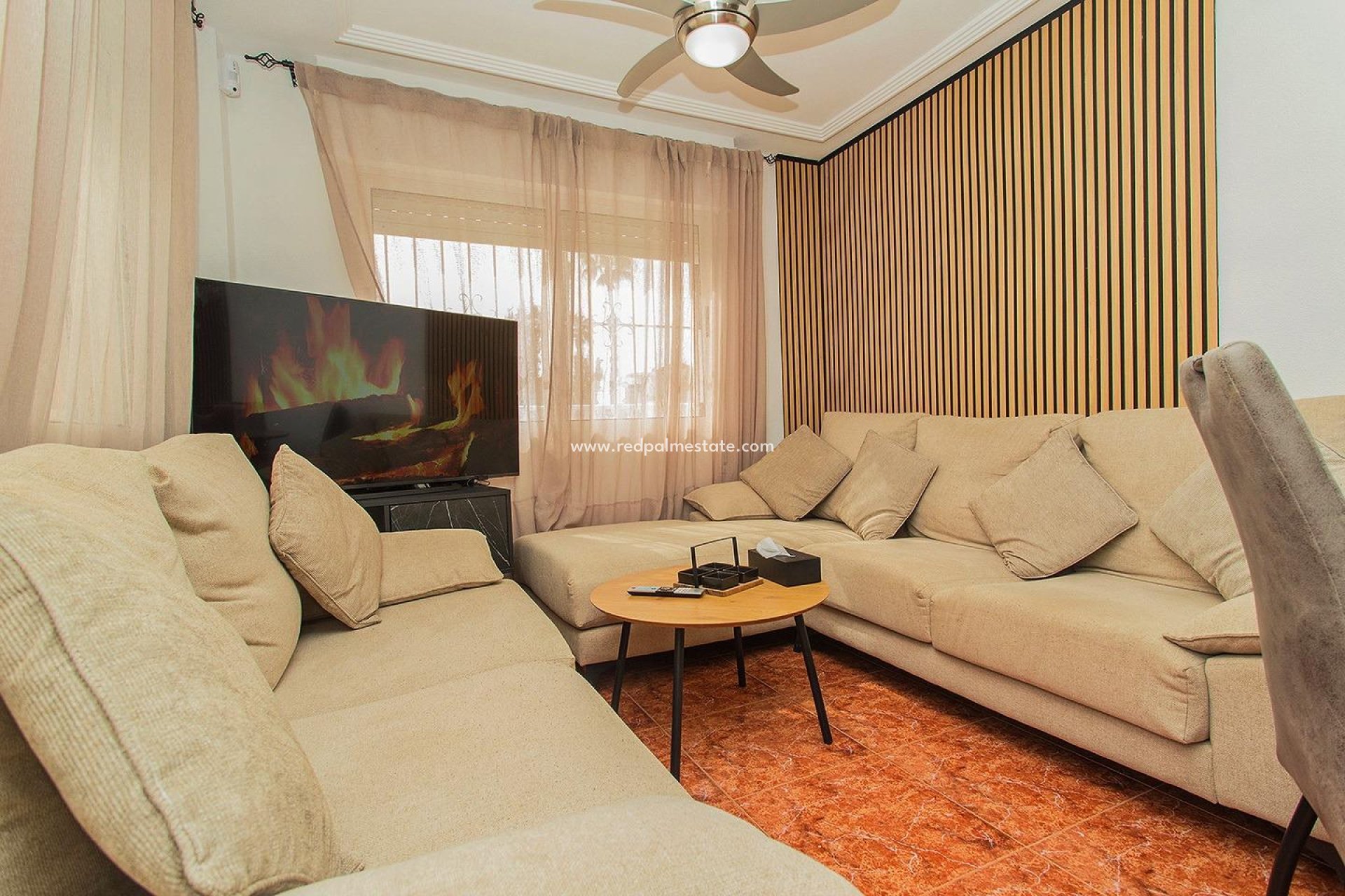 Resale - Town House -
Orihuela Costa - La Florida