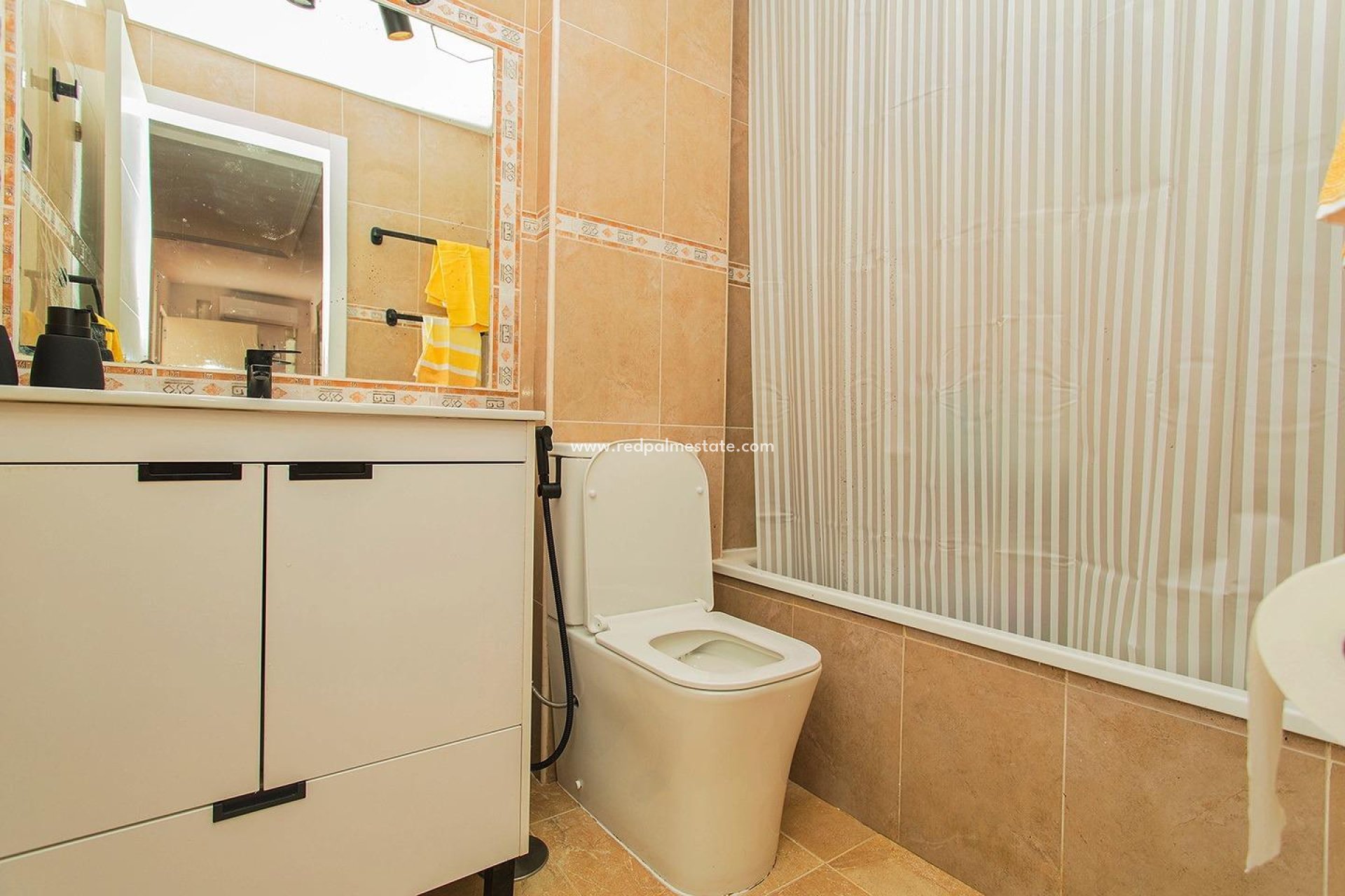 Resale - Town House -
Orihuela Costa - La Florida