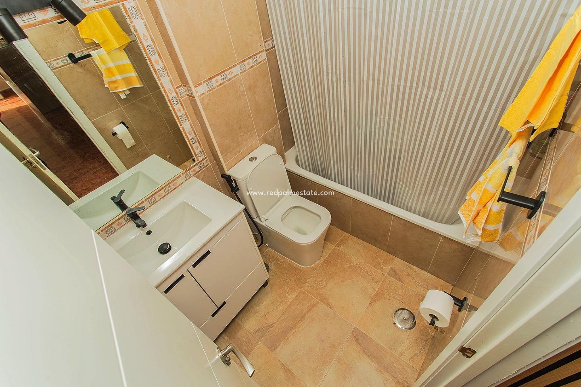 Resale - Town House -
Orihuela Costa - La Florida