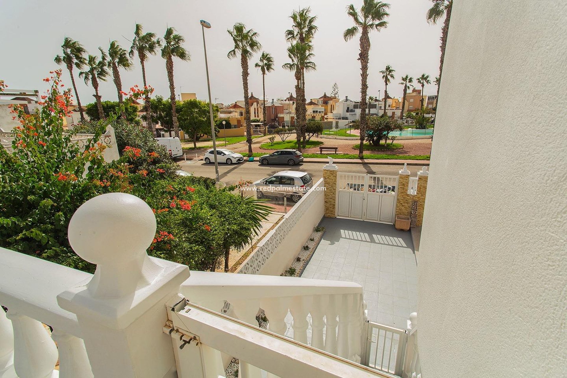 Resale - Town House -
Orihuela Costa - La Florida