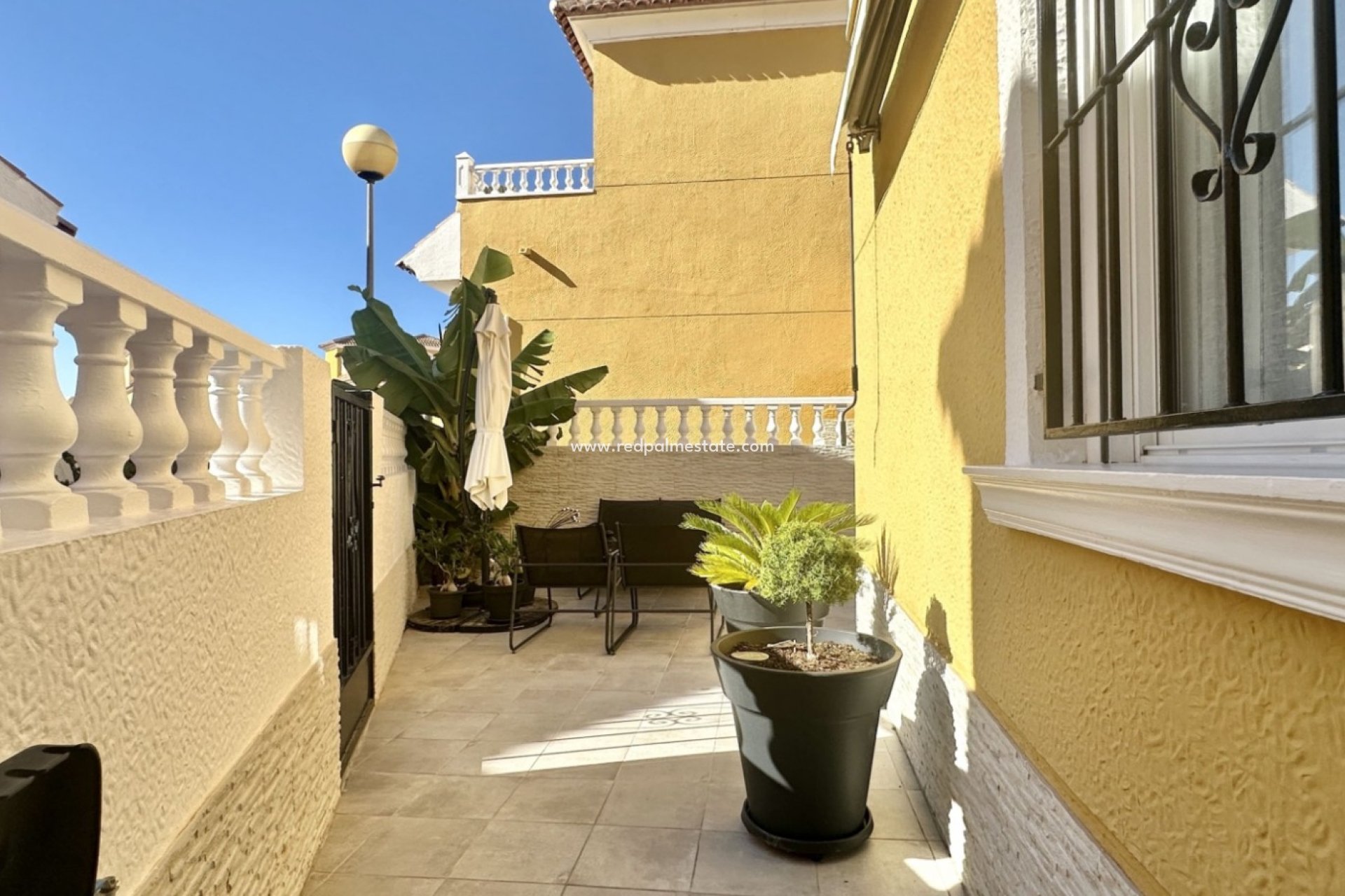 Resale - Town House -
Orihuela Costa - La Florida