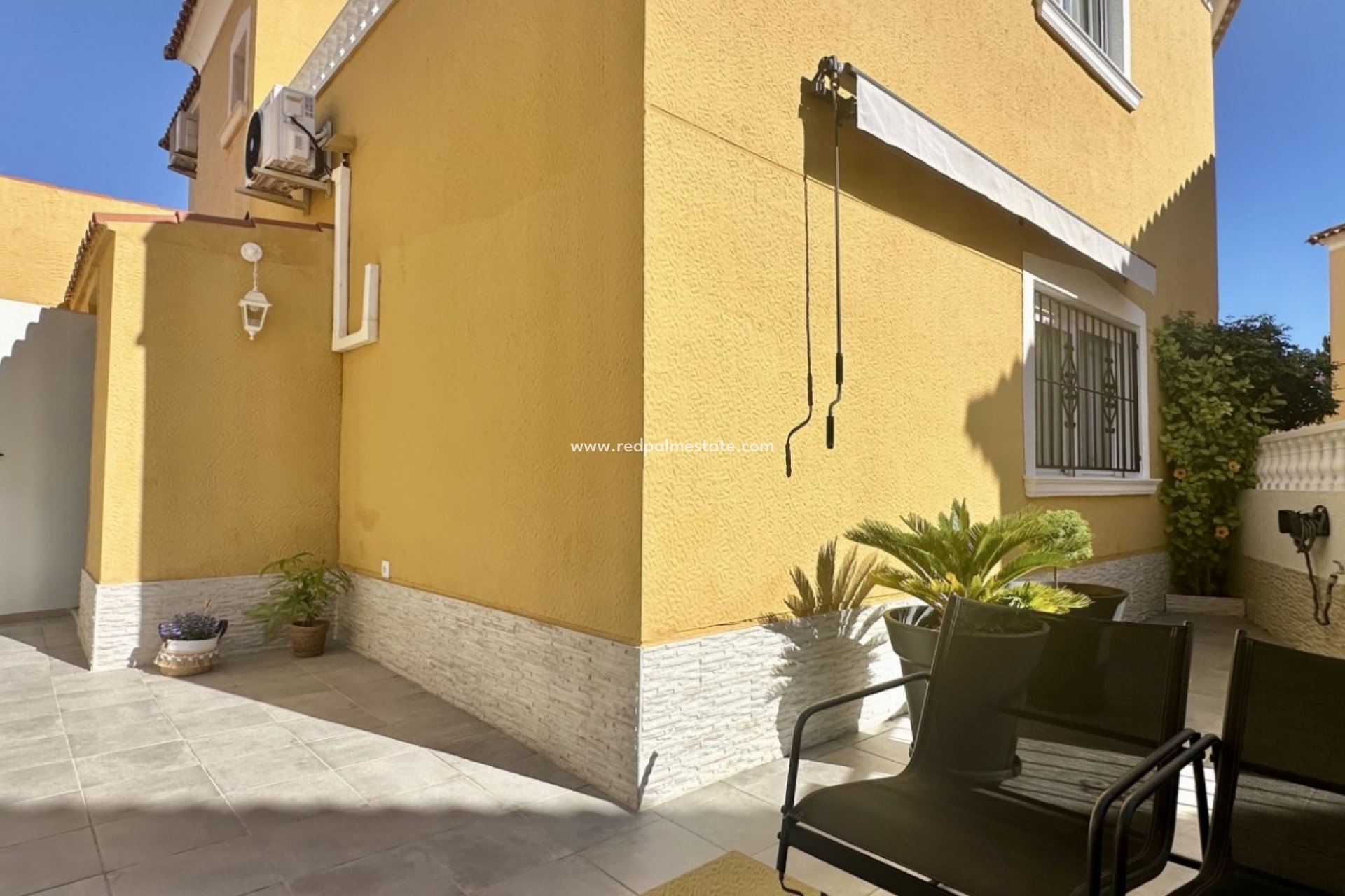 Resale - Town House -
Orihuela Costa - La Florida