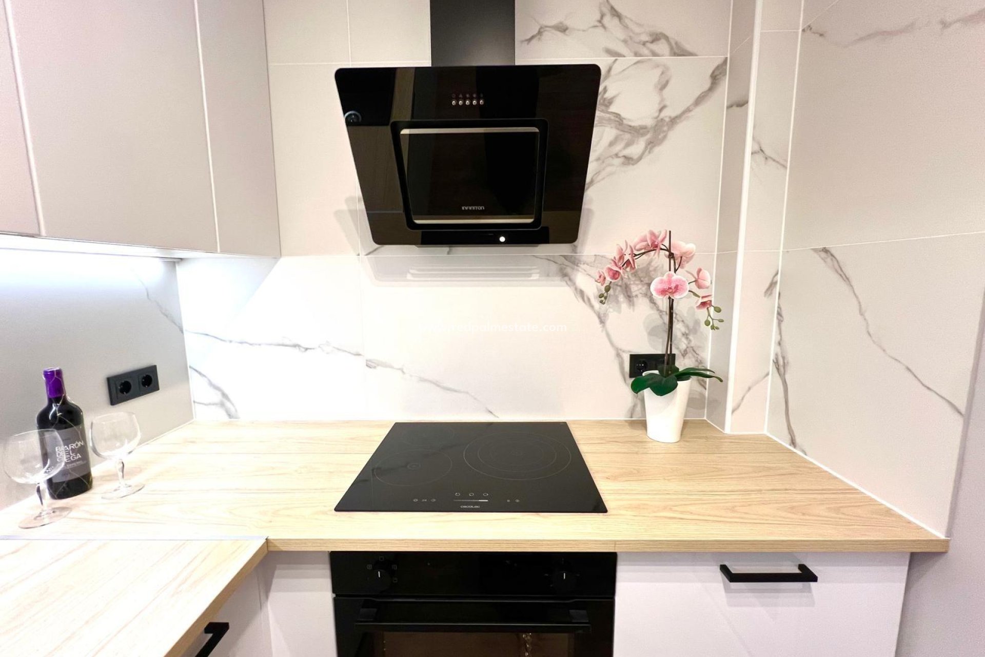 Resale - Town House -
Orihuela Costa - La Florida