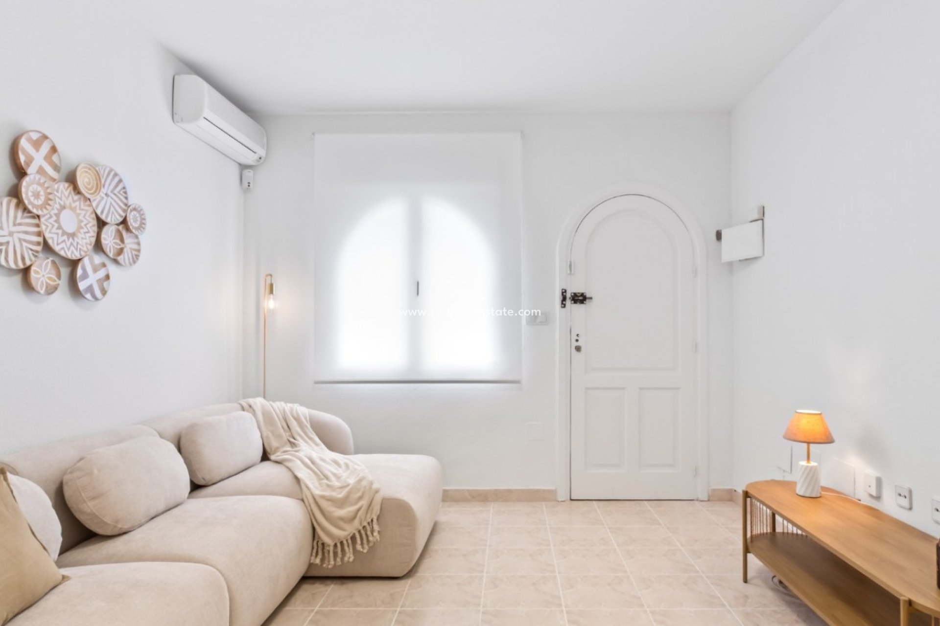 Resale - Town House -
Orihuela Costa - La Florida