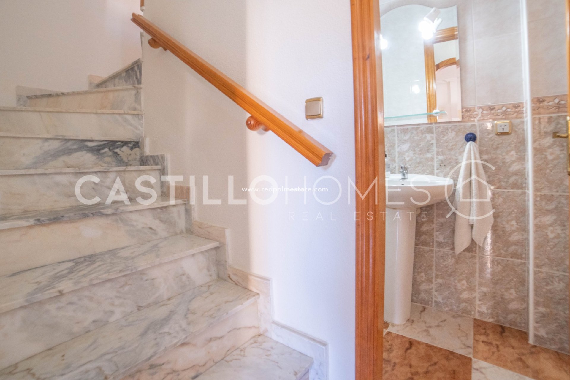 Resale - Town House -
Orihuela Costa - La Regia