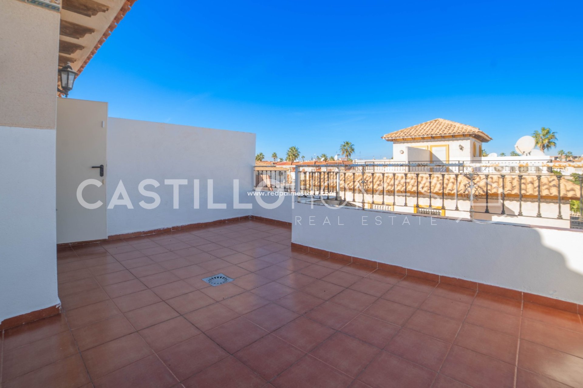 Resale - Town House -
Orihuela Costa - La Regia