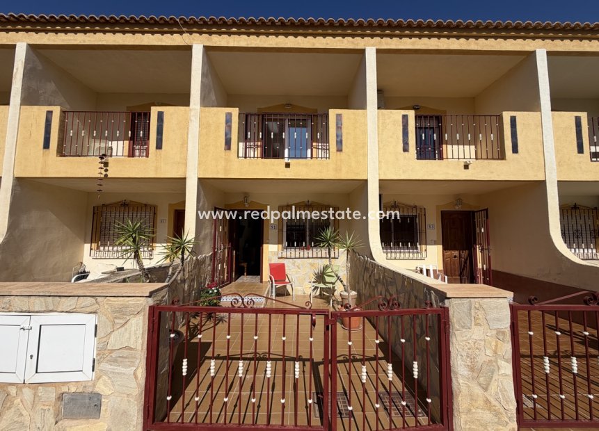 Resale - Town House -
Orihuela Costa - La Zenia