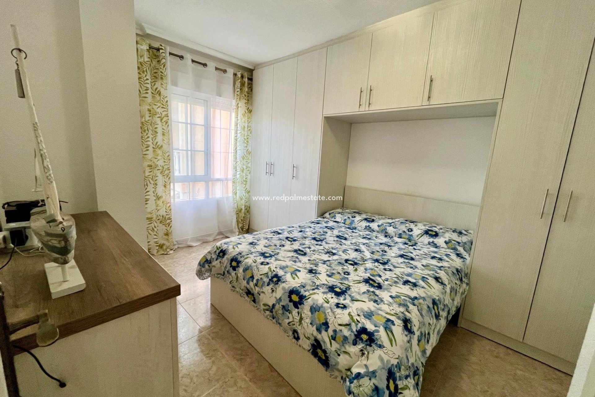 Resale - Town House -
Orihuela Costa - La Zenia