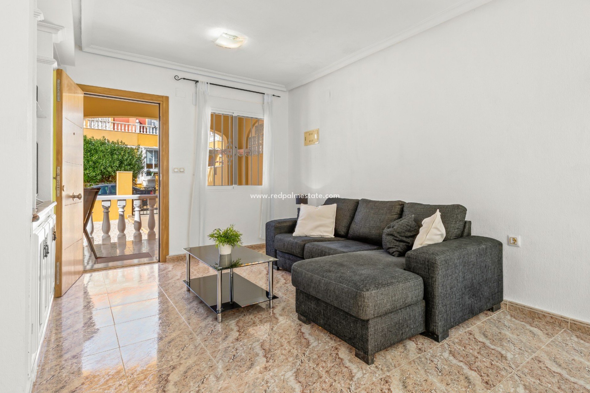 Resale - Town House -
Orihuela Costa - La Zenia