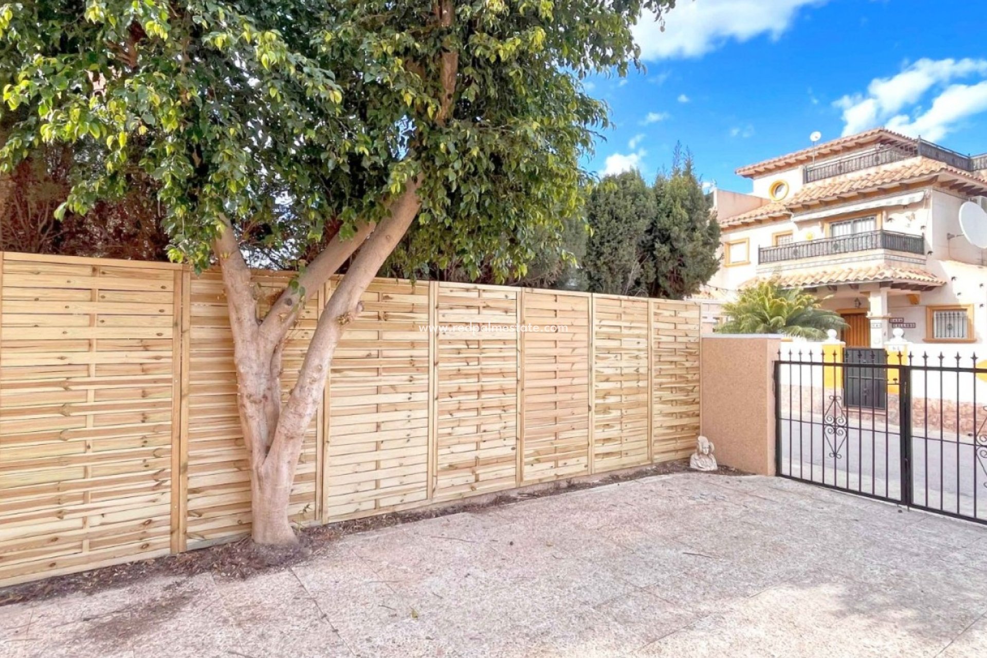 Resale - Town House -
Orihuela Costa - La Zenia