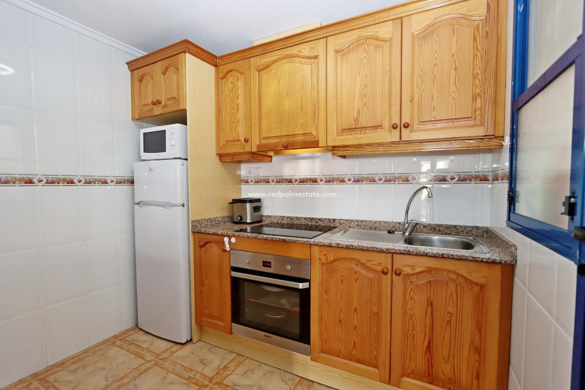 Resale - Town House -
Orihuela Costa - La Zenia