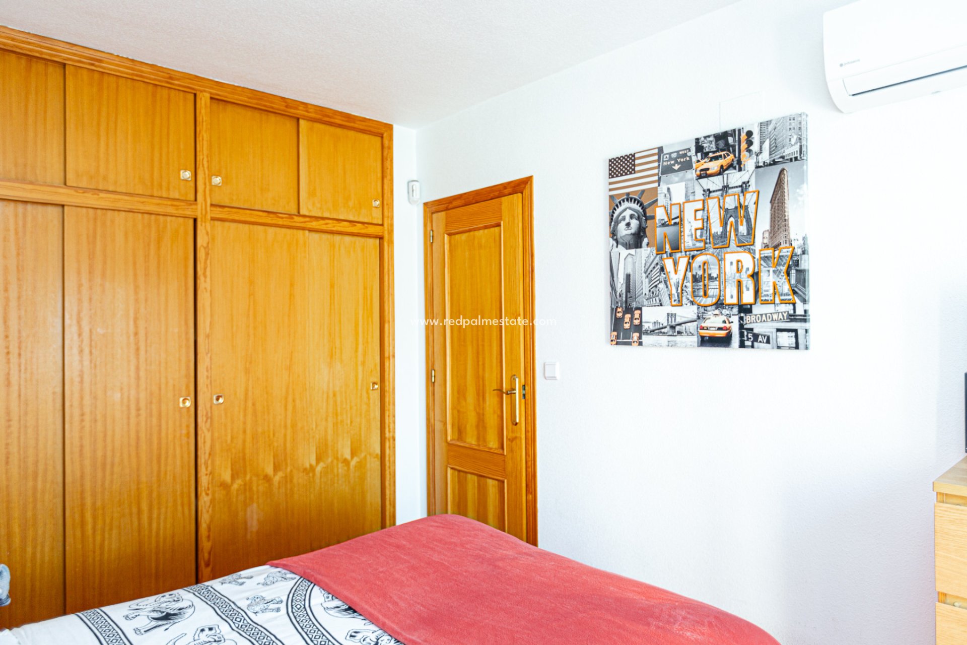 Resale - Town House -
Orihuela Costa - La Zenia