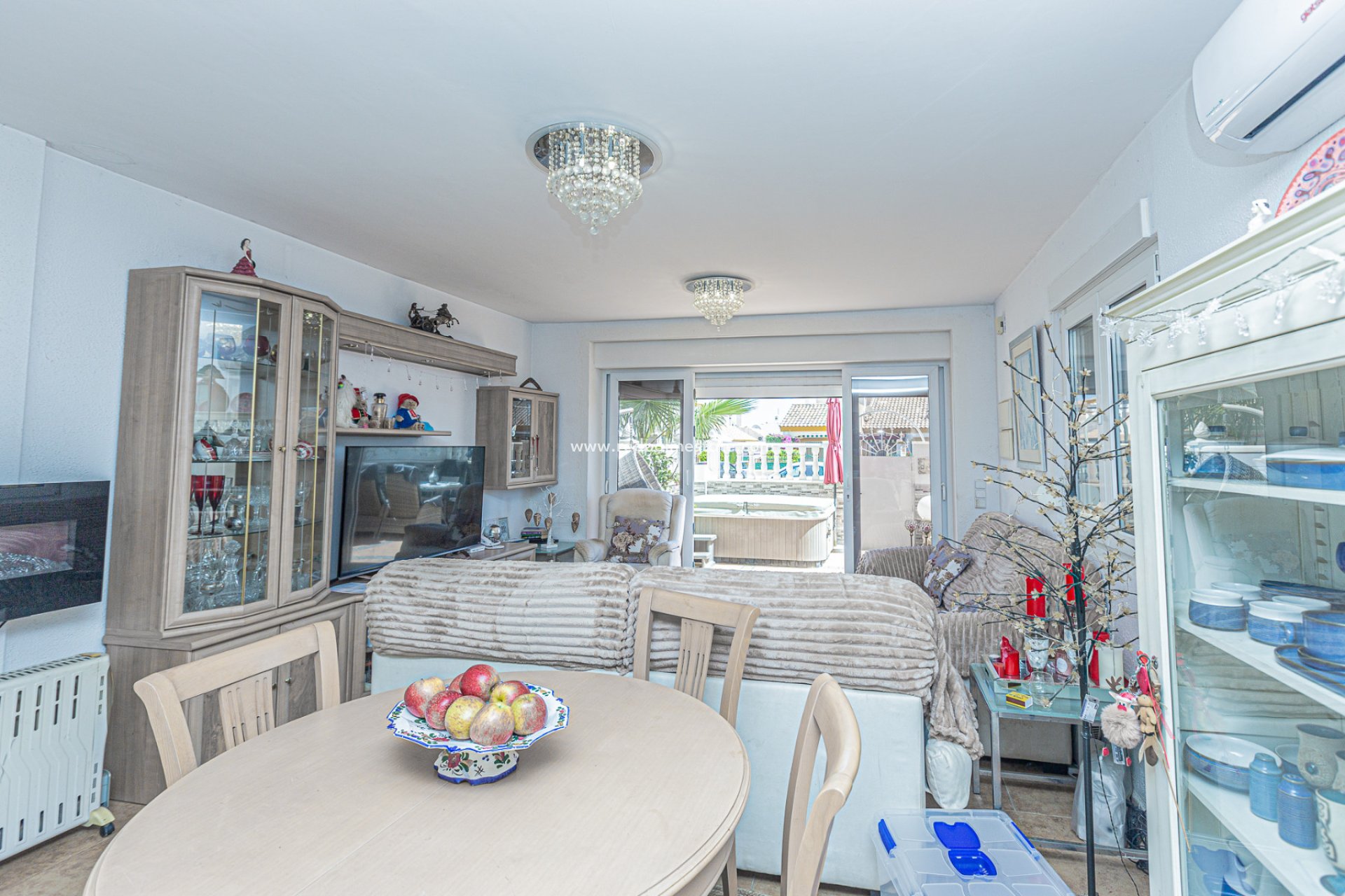 Resale - Town House -
Orihuela Costa - La Zenia