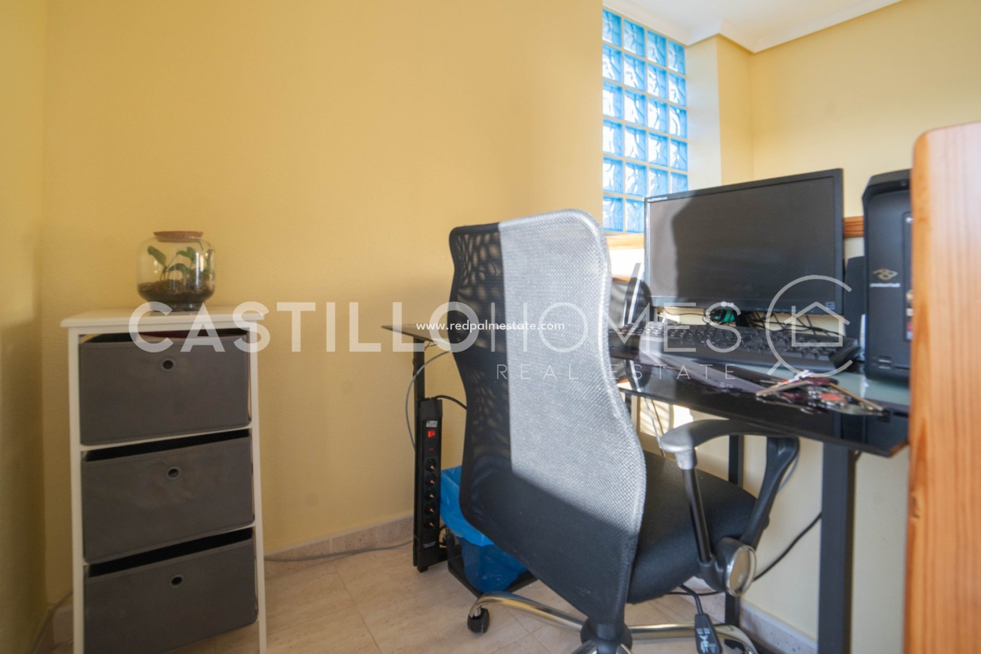 Resale - Town House -
Orihuela Costa - La Zenia