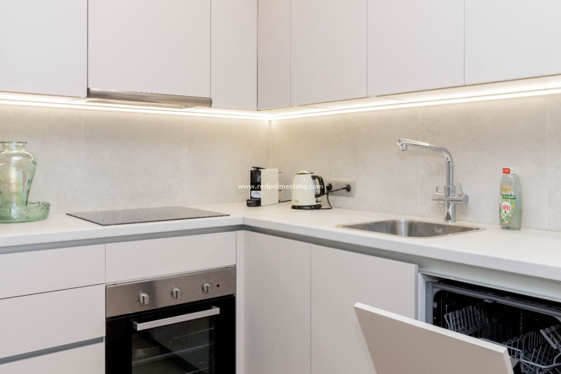 Resale - Town House -
Orihuela Costa - La Zenia