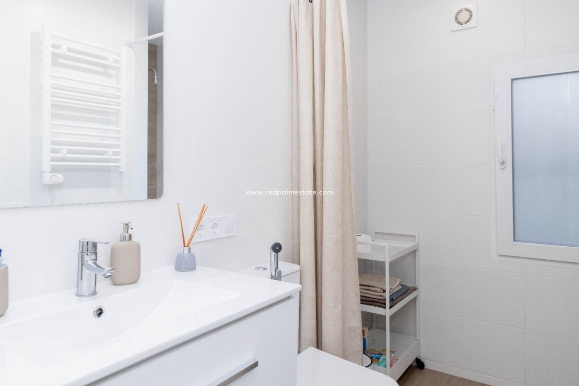 Resale - Town House -
Orihuela Costa - La Zenia