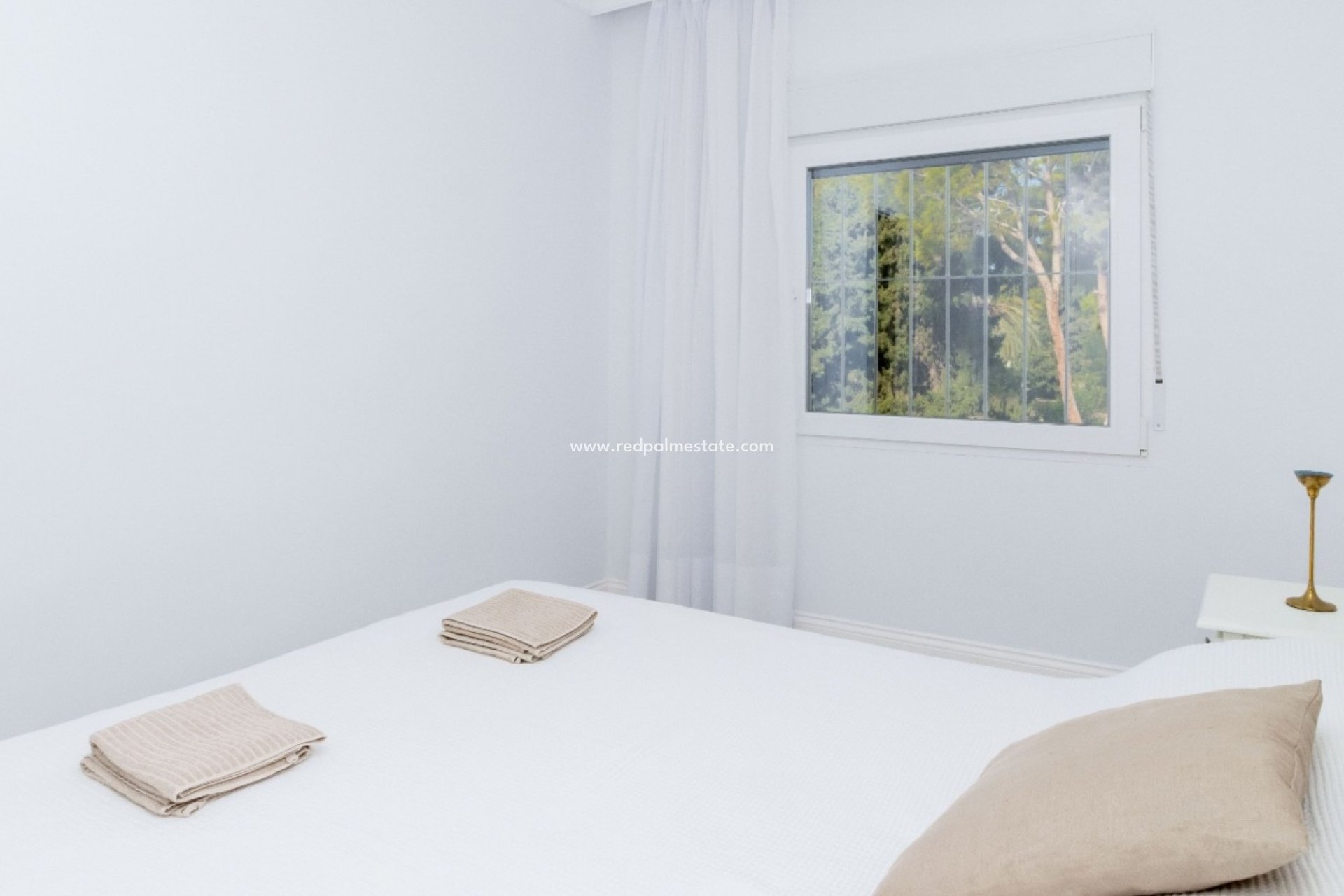 Resale - Town House -
Orihuela Costa - La Zenia