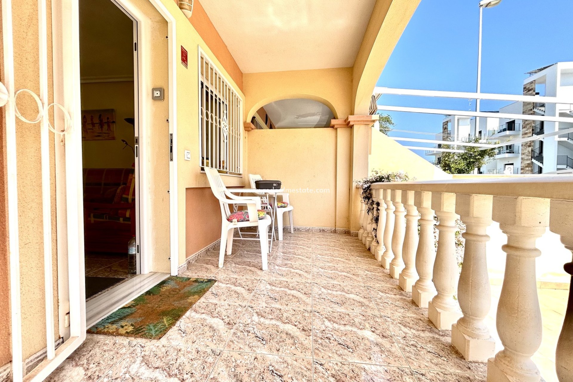 Resale - Town House -
Orihuela Costa - La Zenia