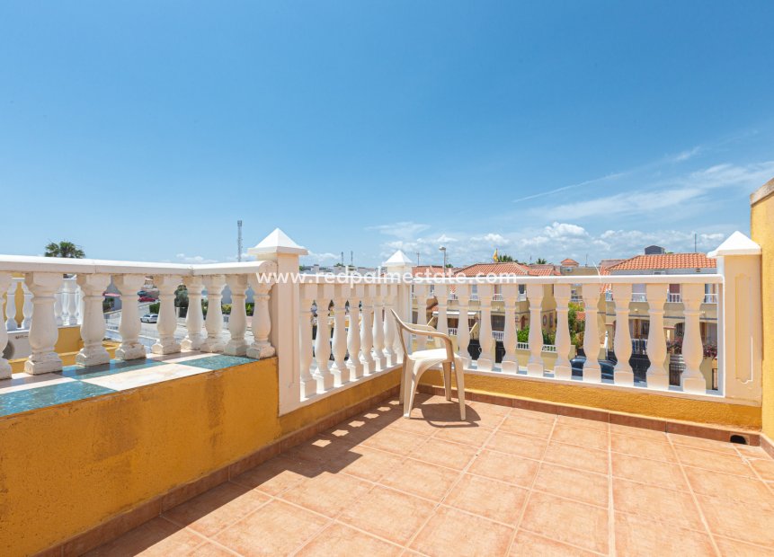 Resale - Town House -
Orihuela Costa - La Zenia