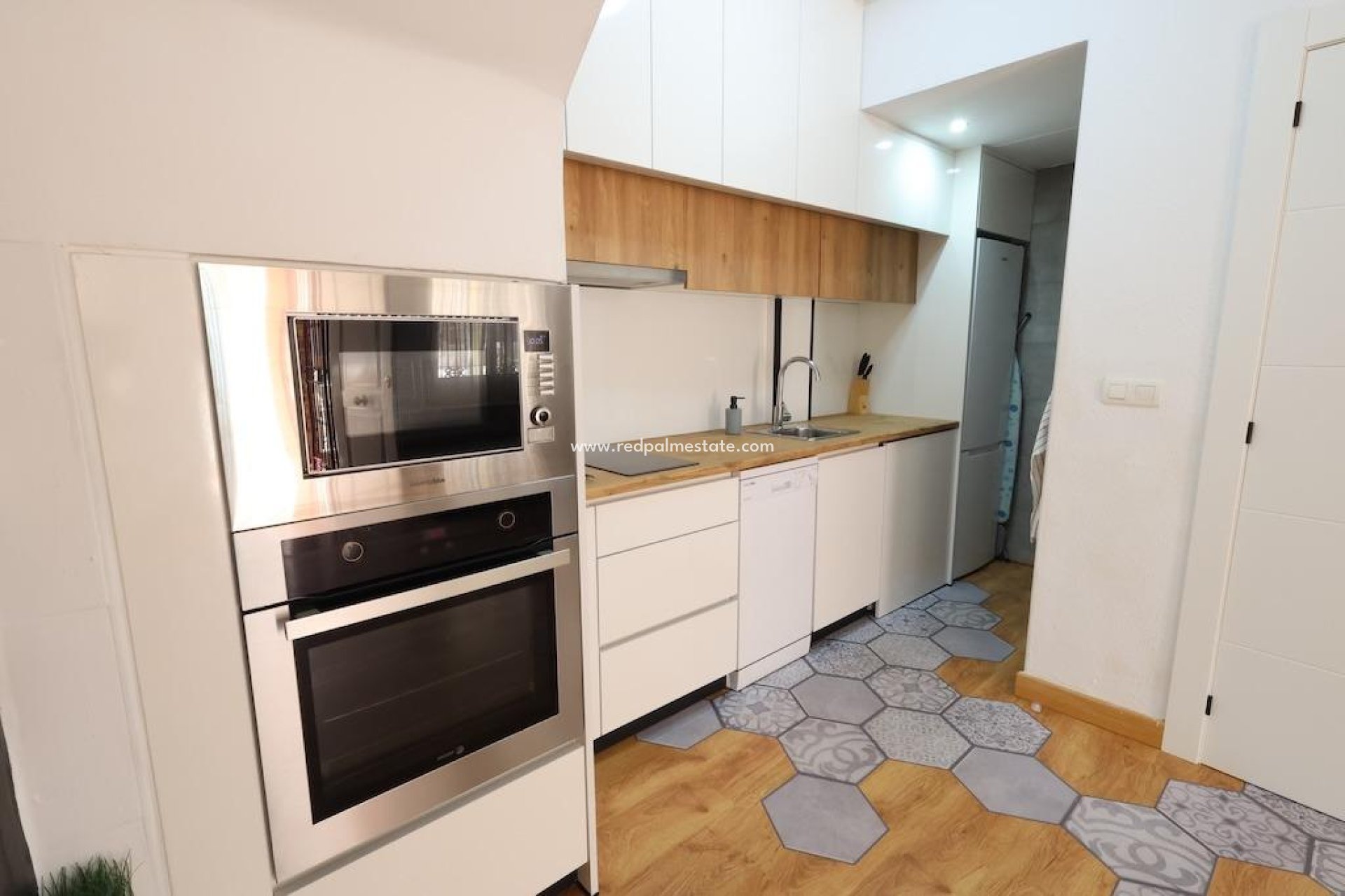 Resale - Town House -
Orihuela Costa - La Zenia