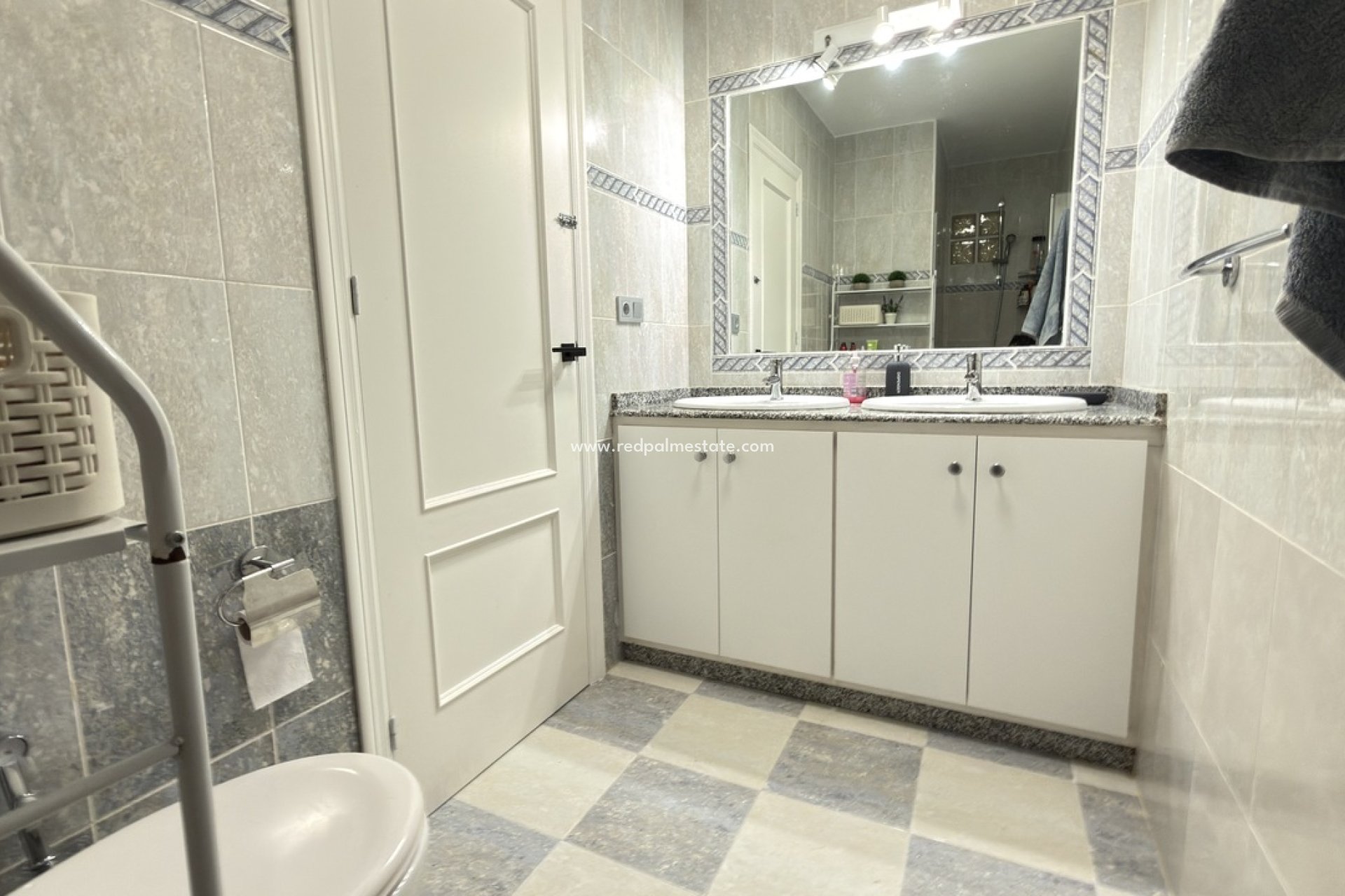 Resale - Town House -
Orihuela Costa - La Zenia