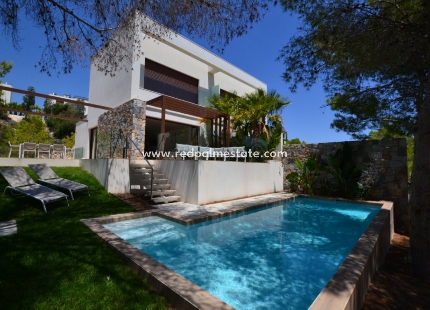 Resale - Town House -
Orihuela Costa - Las Colinas Golf