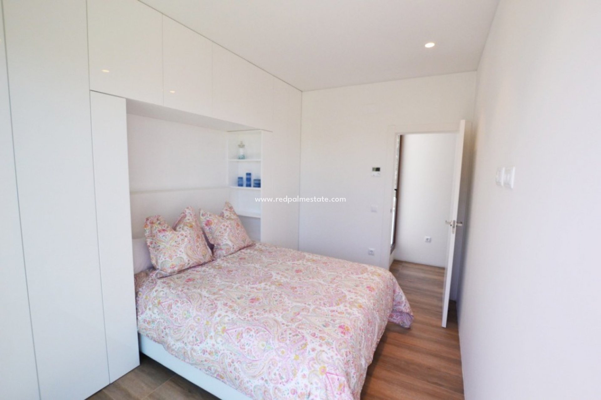 Resale - Town House -
Orihuela Costa - Las Colinas Golf