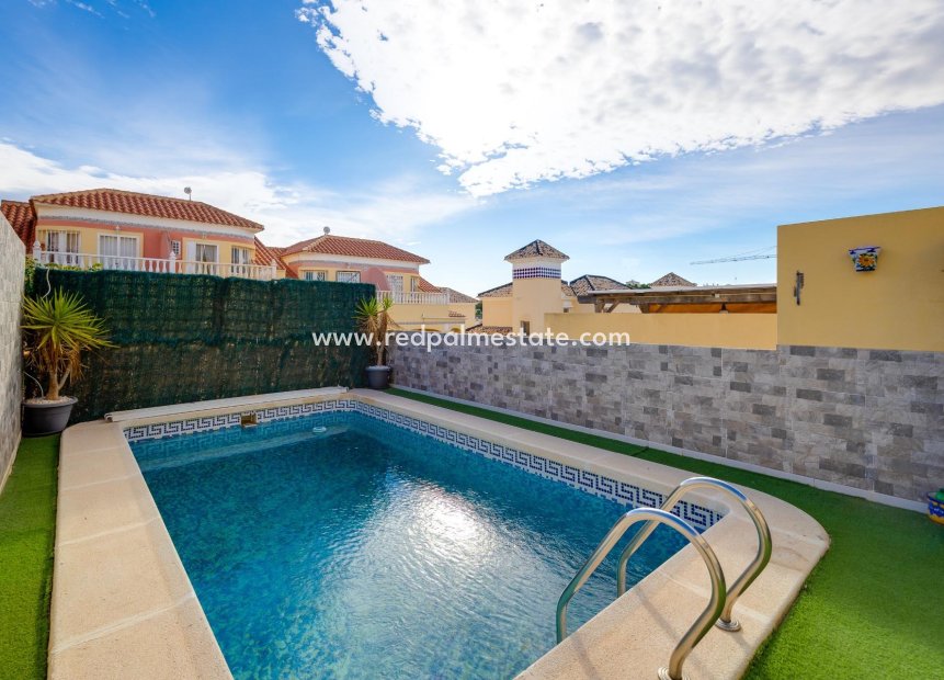 Resale - Town House -
Orihuela Costa - Las Filipinas