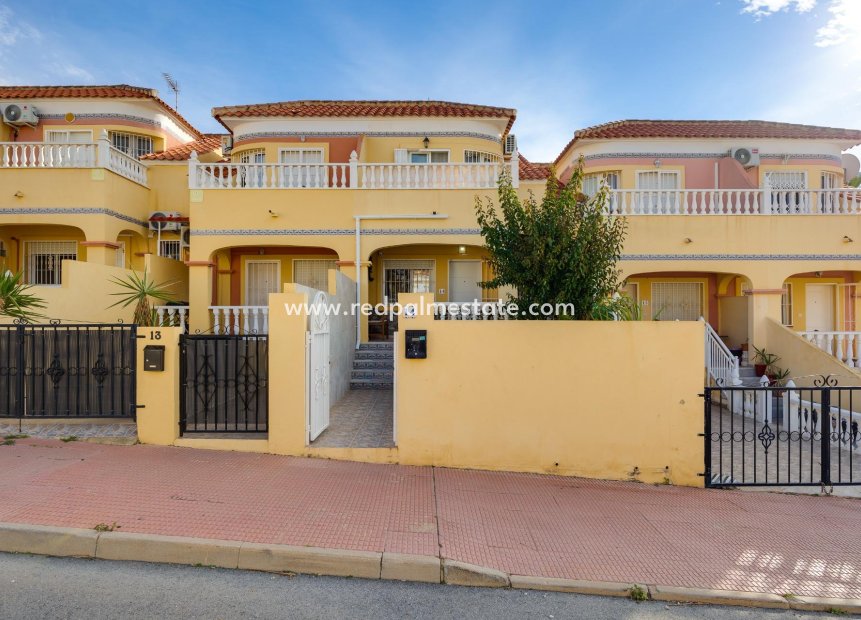 Resale - Town House -
Orihuela Costa - Las Filipinas