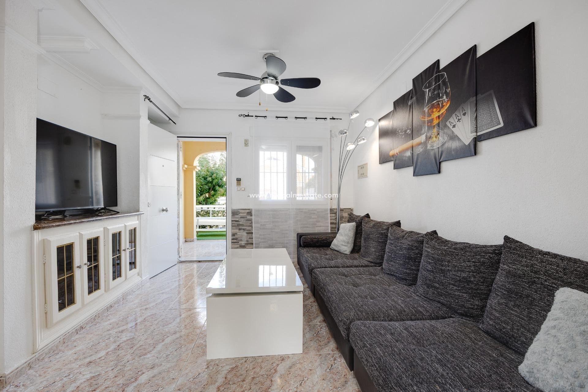 Resale - Town House -
Orihuela Costa - Las Filipinas