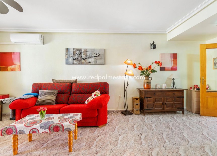 Resale - Town House -
Orihuela Costa - Las Filipinas