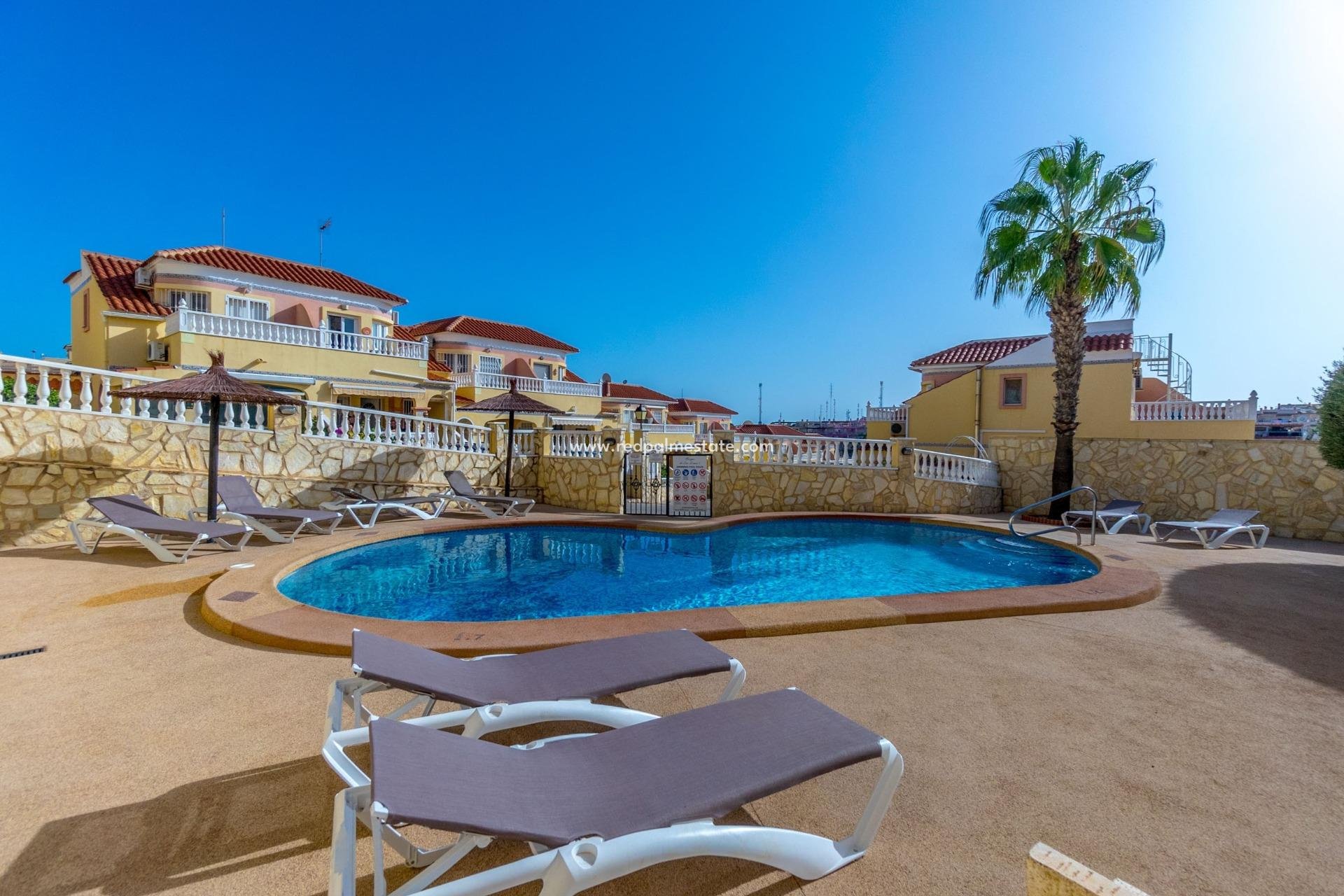 Resale - Town House -
Orihuela Costa - Las Filipinas