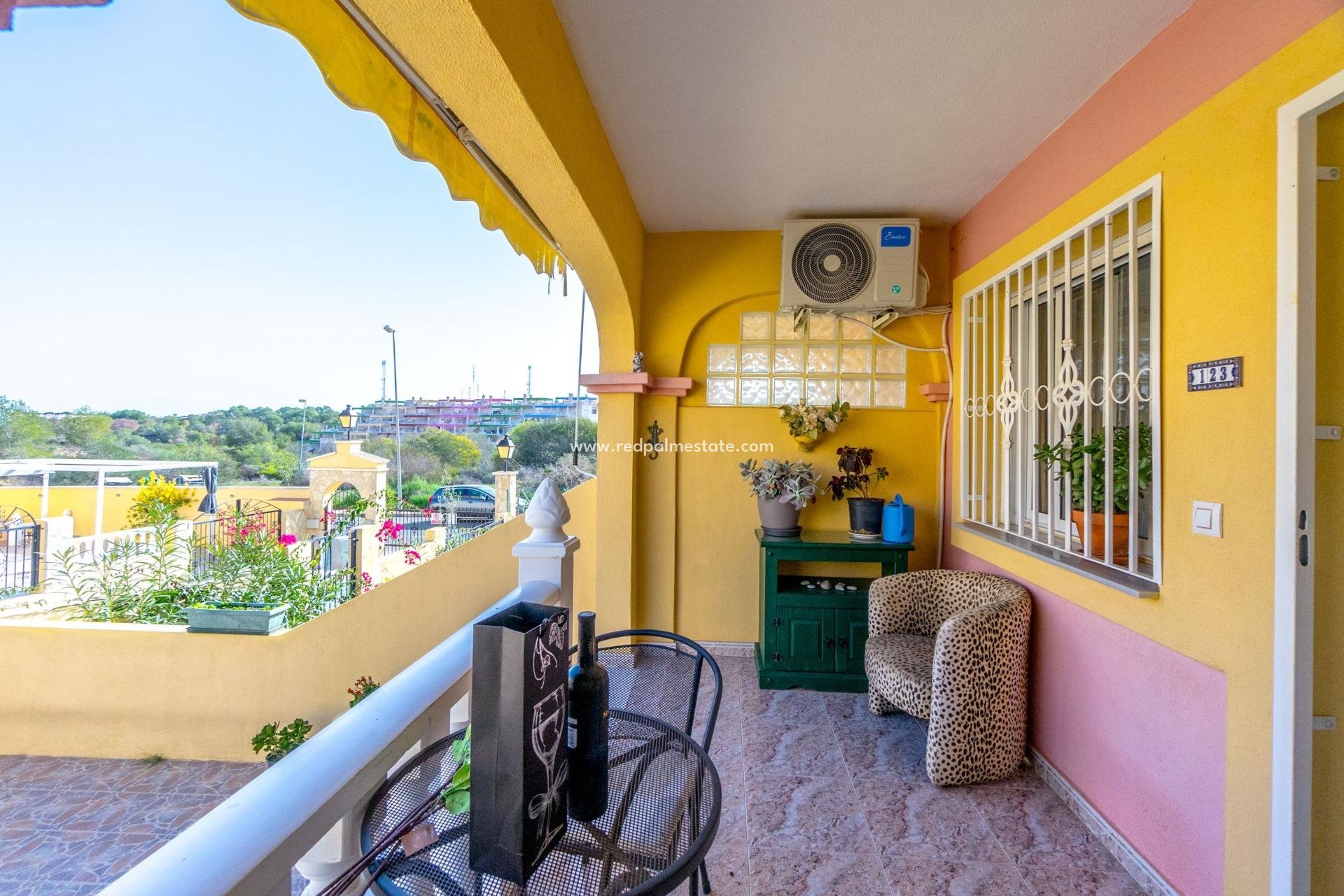 Resale - Town House -
Orihuela Costa - Las Filipinas