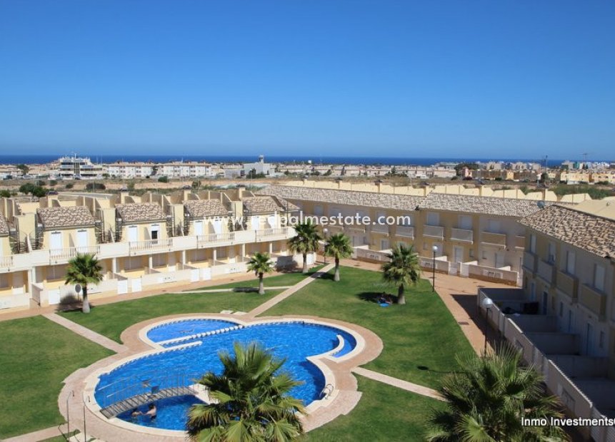 Resale - Town House -
Orihuela Costa - Lomas de Cabo Roig