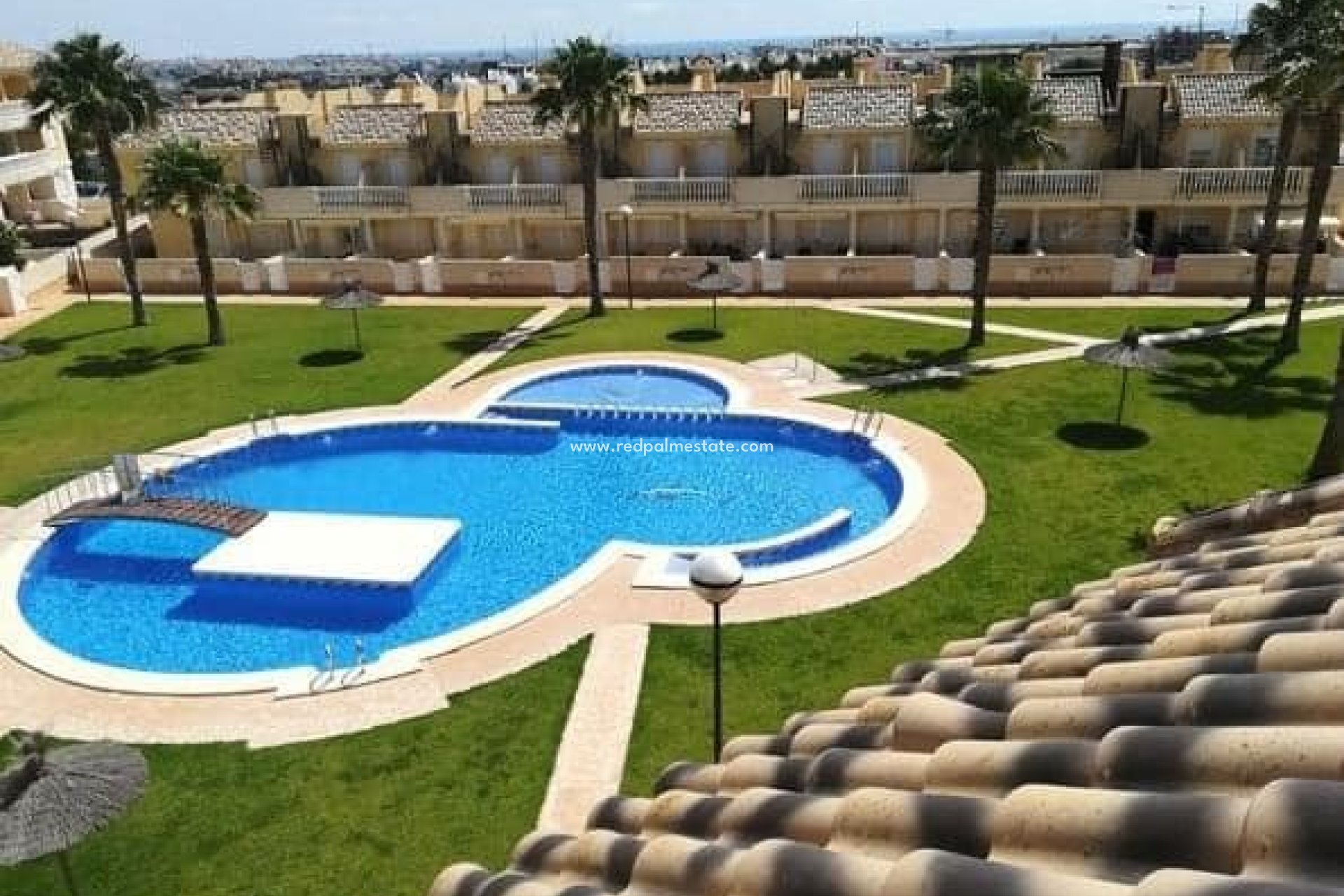 Resale - Town House -
Orihuela Costa - Lomas de Cabo Roig