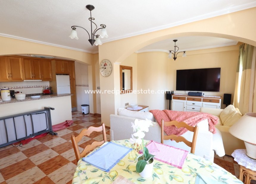 Resale - Town House -
Orihuela Costa - Lomas de Cabo Roig