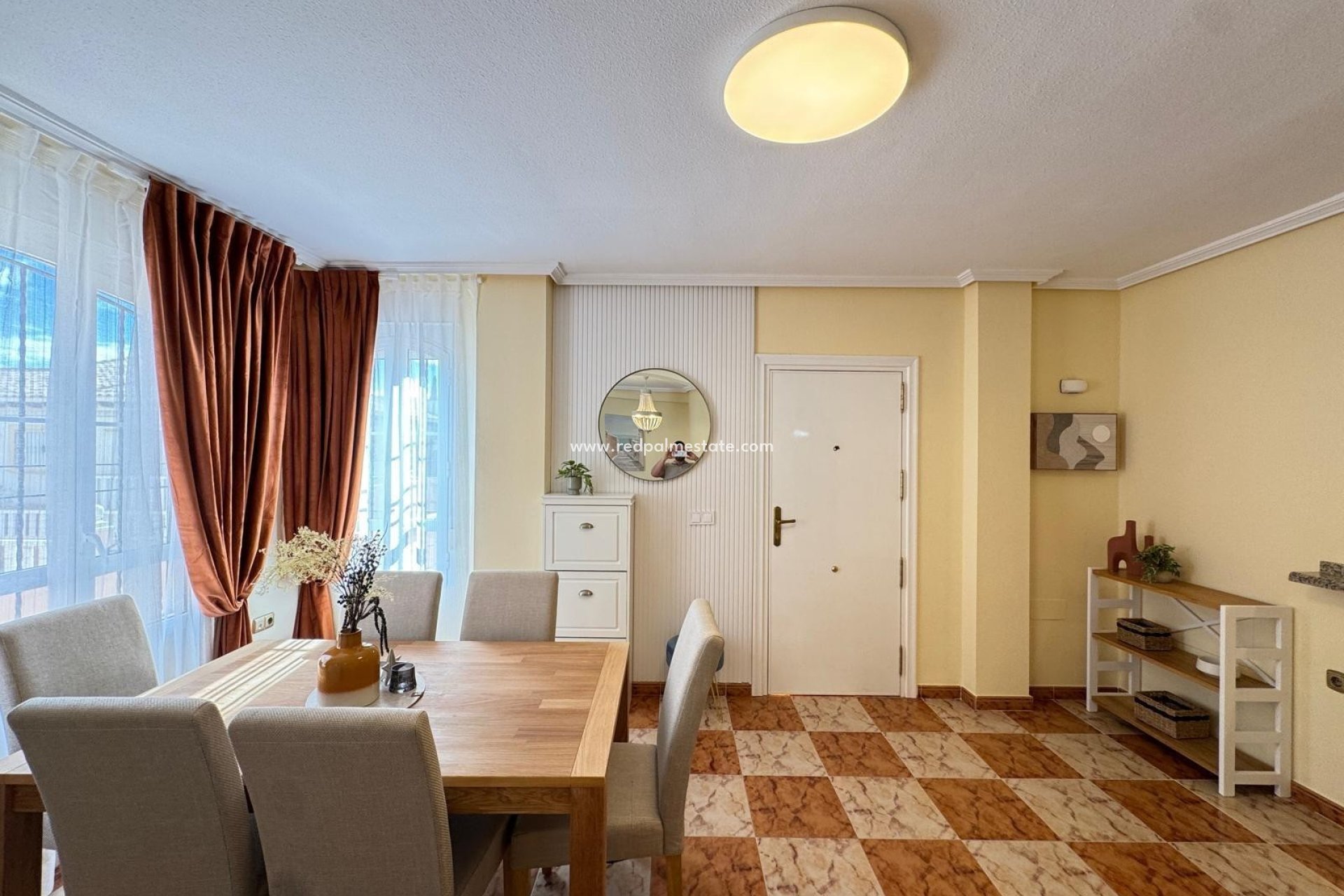 Resale - Town House -
Orihuela Costa - Lomas de Cabo Roig