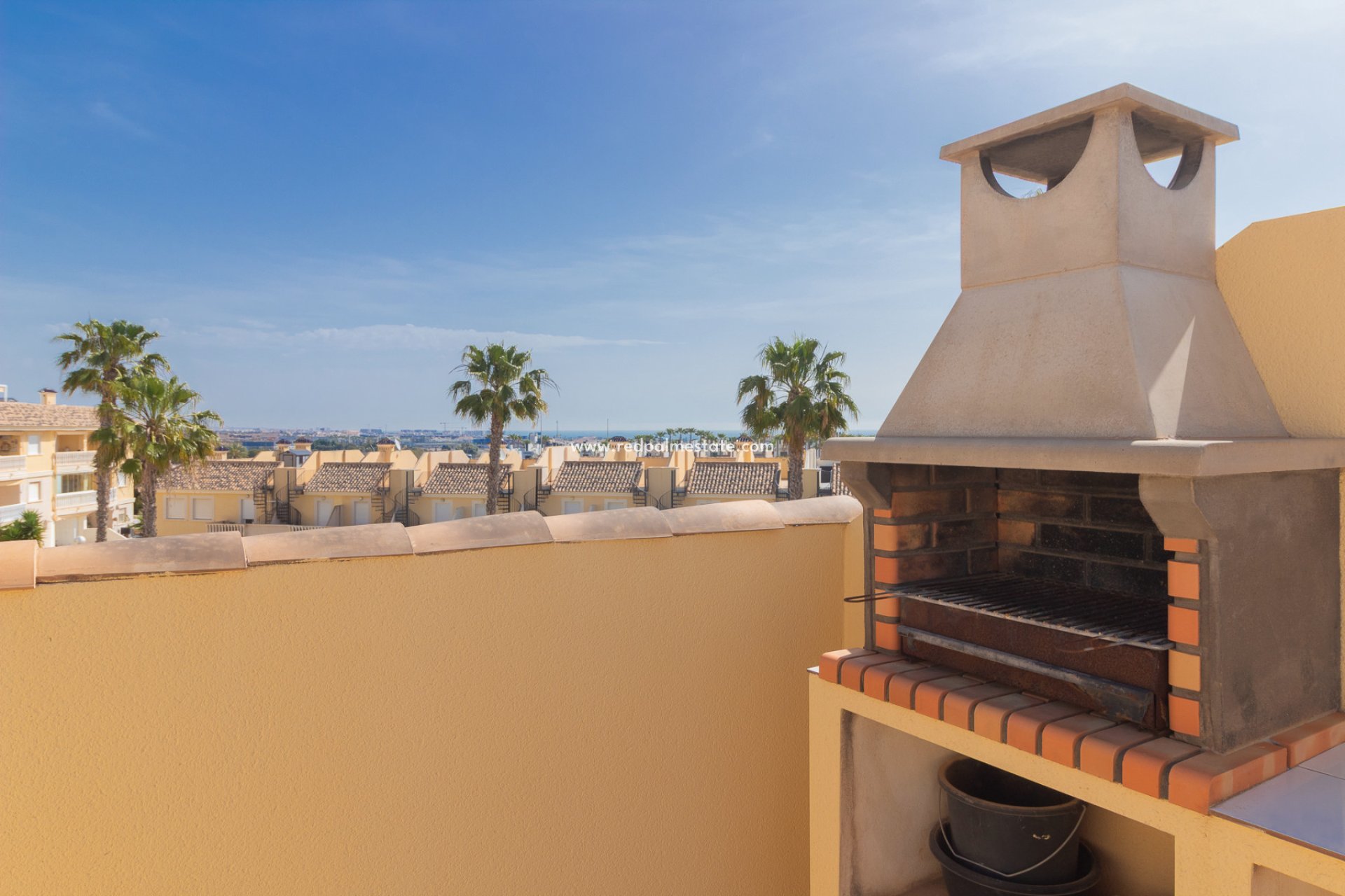 Resale - Town House -
Orihuela Costa - Lomas de Cabo Roig