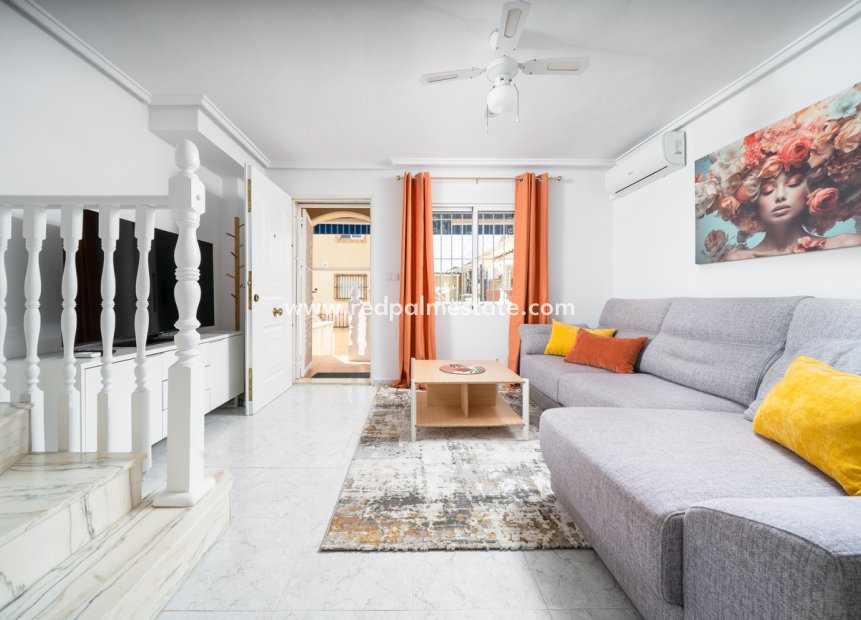 Resale - Town House -
Orihuela Costa - Los Almendros - La Florida